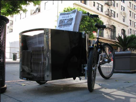 Did you know that the Blogdowntown Weekly is delivered throughout Downtown via bicycle?  Nihola cargo bikes available at Flying Pigeon LA