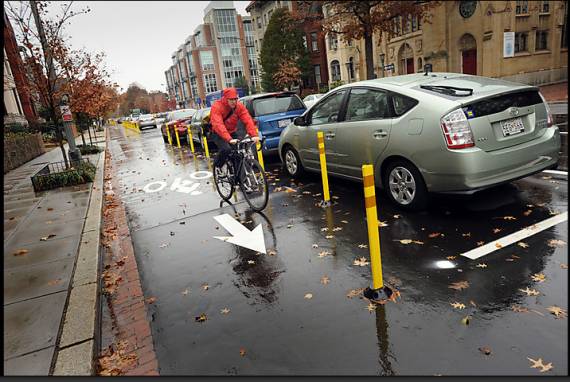 Accompanying the Washington Post story below is a slideshow of D.C. cyclists, including this one in a contraflow bike lane.