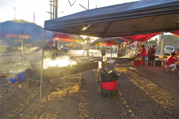 The vendors near Avalon have been at that site nearly every weekend for almost a dozen years. Sahra Sulaiman/Streetsblog L.A.