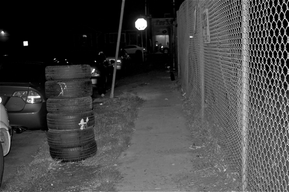 The tires were left neatly stacked, and two more may have been added to the pile since BSS cleaned up the area. Sahra Sulaiman/LA Streetsblog