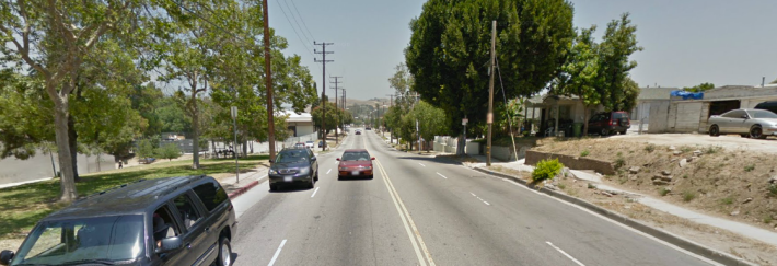 A shot of broken sidewalks on the east side of Soto and semi-existent ones on the west side. (Google maps screen shot)