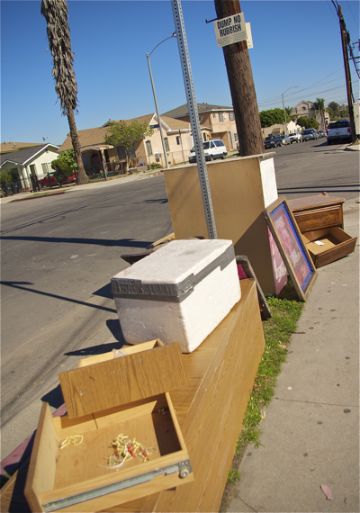 More dumping under the "no dumping" sign at 6th and Breed. Sahra Sulaiman/LA Streetsblog