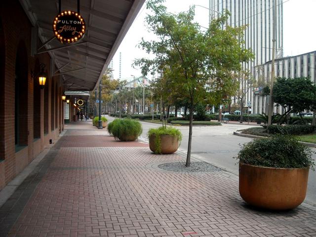 Downtown New Orleans: Pedestrian-friendly sidewalks of New Orleans.