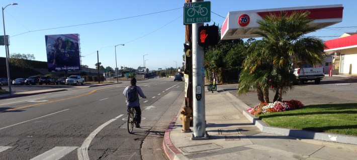 Newly striped bike lanes on Figueroa Street at Anaheim Street. Photo: Joe Linton/Streetsblog L.A.