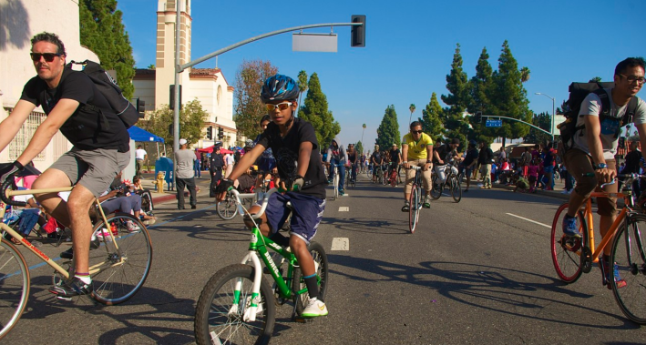 One of Jeremy Swift's sons rides confidently with the group. Sahra Sulaiman/Streetsblog L.A.