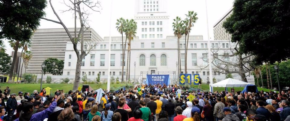 Raise the Wage rally at Los Angeles City Hall. Image via Raise the Wage