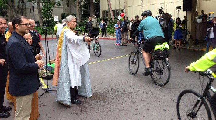 Good Samaritan Hospital's 12th Annual Blessing of the Bikes. Photo by Joe Linton/Streetsblog L.A.