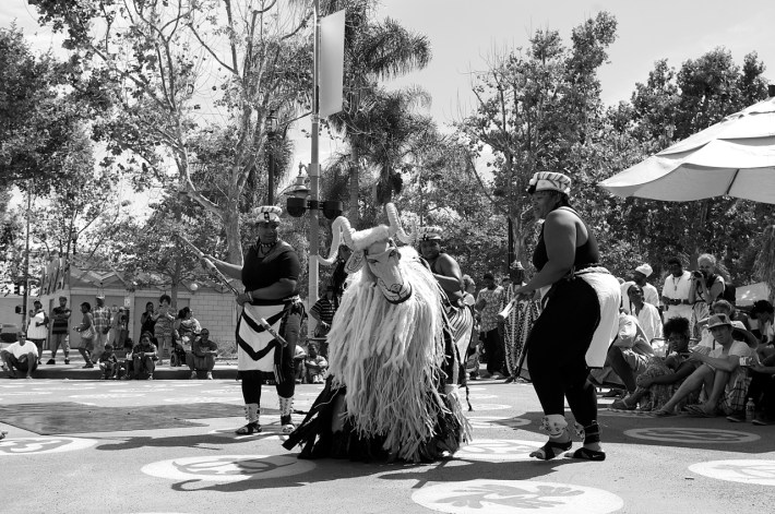 Leimert Park Village's People St Plaza regularly hosts performances rooted in the culture of the African diaspora. Sahra Sulaiman/Streetsblog L.A.