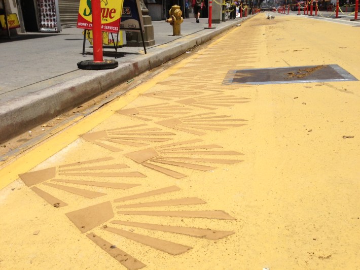 New yellow makeover for Broadway Dress Rehearsal. Photos by Joe Linton/Streetsblog L.A.