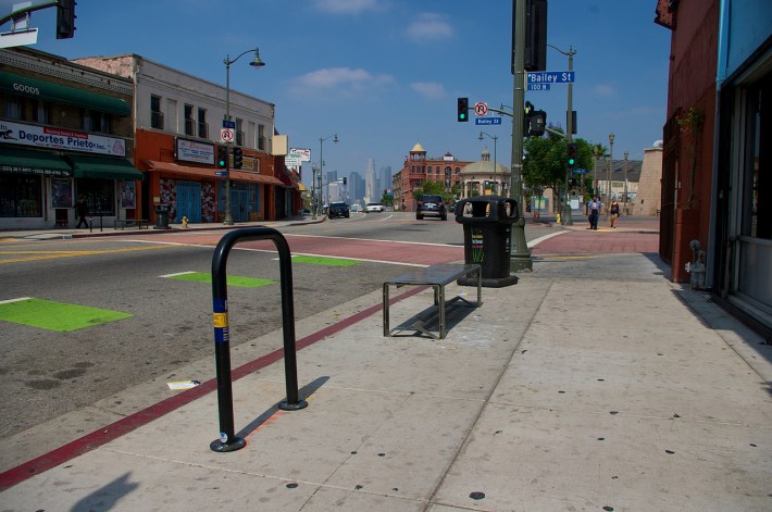 One of Espacio 1839's new racks. The LADOT placement marks are still visible on the pavement. Sahra Sulaiman/Streetsblog L.A.