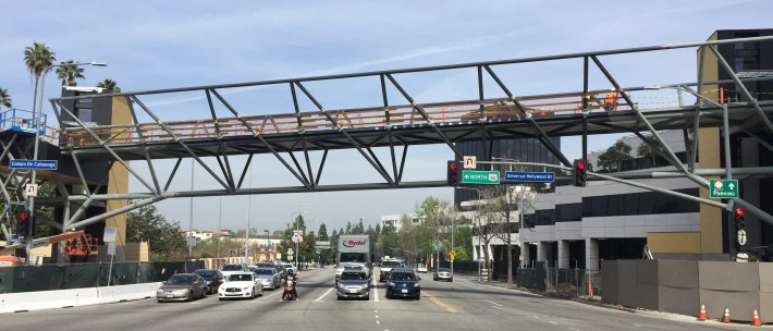 Metro's new Universal City bridge is nearly complete. Photos by Joe Linton/Streetsblog L.A.