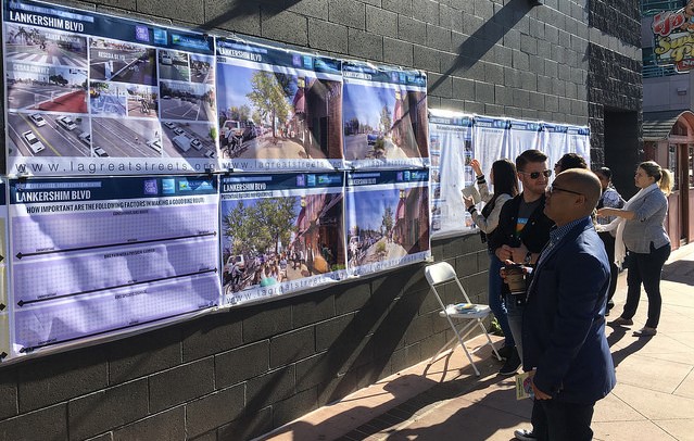 Attendees gave input on possible street reconfigurations for Lankershim. Photo: greatstreetsLA Flickr