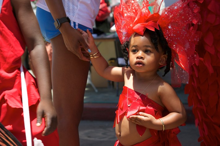 The youngest dancer. Sahra Sulaiman/Streetsblog L.A.