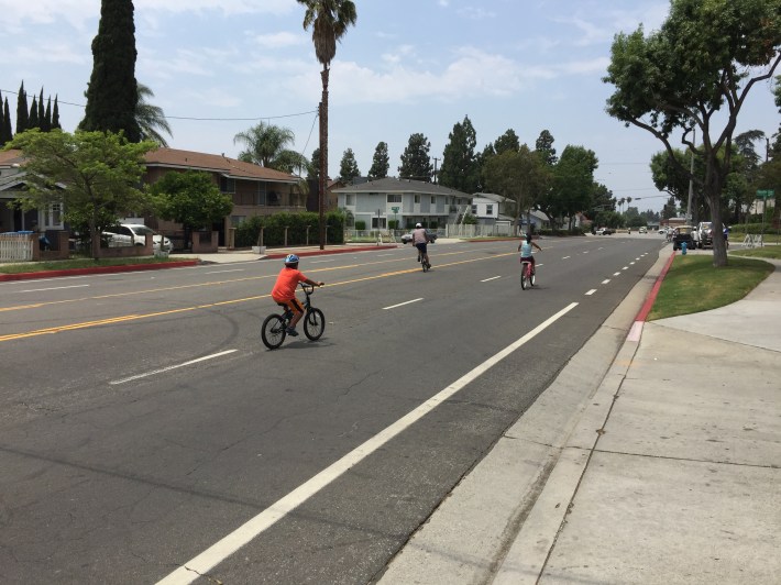 With more Whittier Walk & Roll activities along the central Greenleaf Avenue spine, some residential portions of the route were less populated. Pictured here are cyclists enjoying Mar Vista Street.