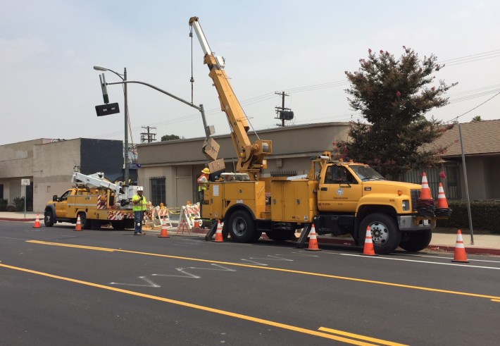 LADOT installing new crosswalk signal on Alhambra Avenue at Hollister Avenue