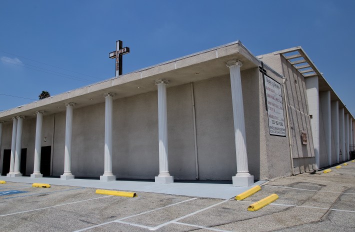The church at 88th is home to Pastor Anthony Williams' ministry. Sahra Sulaiman/Streetsblog L.A.