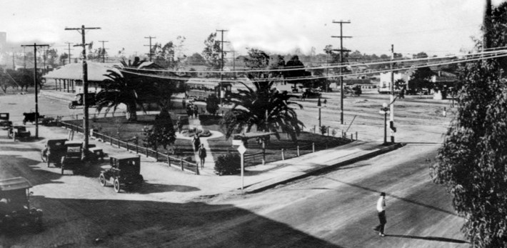 1919 photo of North Hollywood depot plaza - via CSUN archives