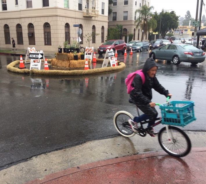 This morning's rains made for few cyclists at LADOT's pop-up roundabout today