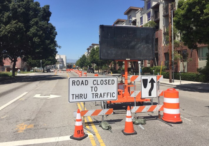 Alameda Street closed at Second Street - for Regional Connector construction