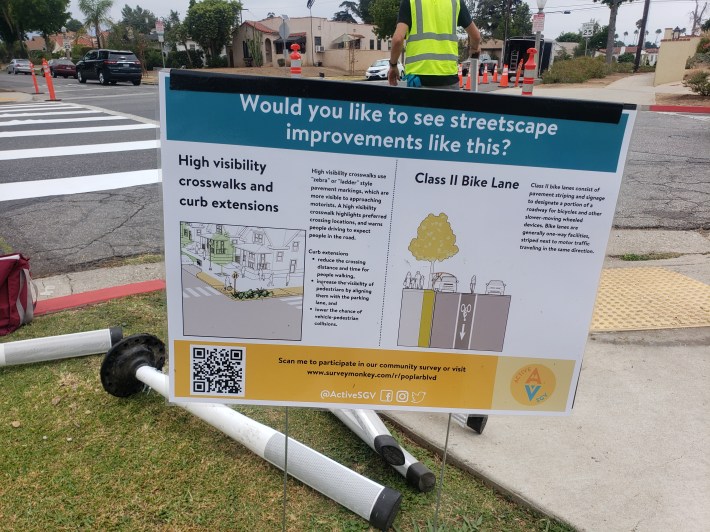 Signs were installed at intersections sharing information about the street changes and a survey to give feedback about the project. Kristopher Fortin/Streetsblog LA
