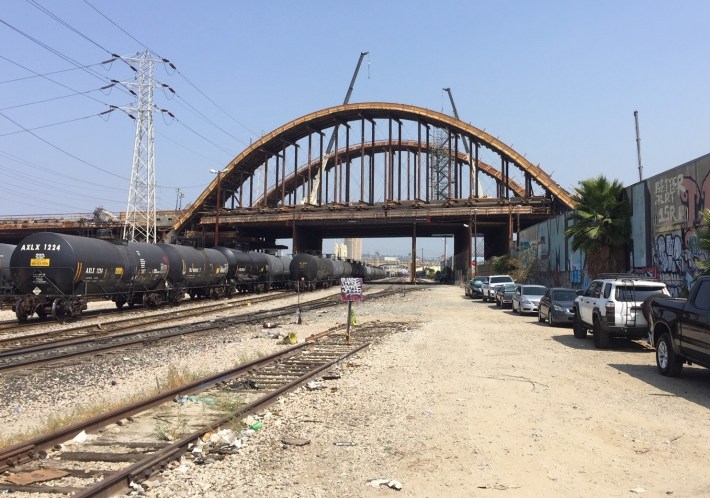 Sixth Street Viaduct arches immediately east of the L.A. River today