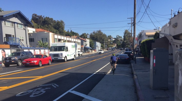 The last block before the beach, Channel Road has new sharrows