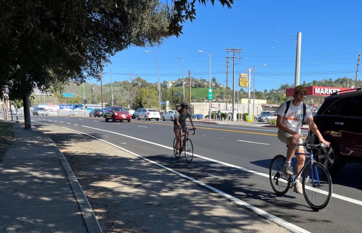 New bike lanes on North Figueroa - at Greayers Oak Park