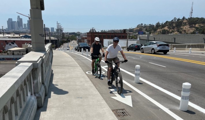 New bike lanes on the Spring Street Bridge