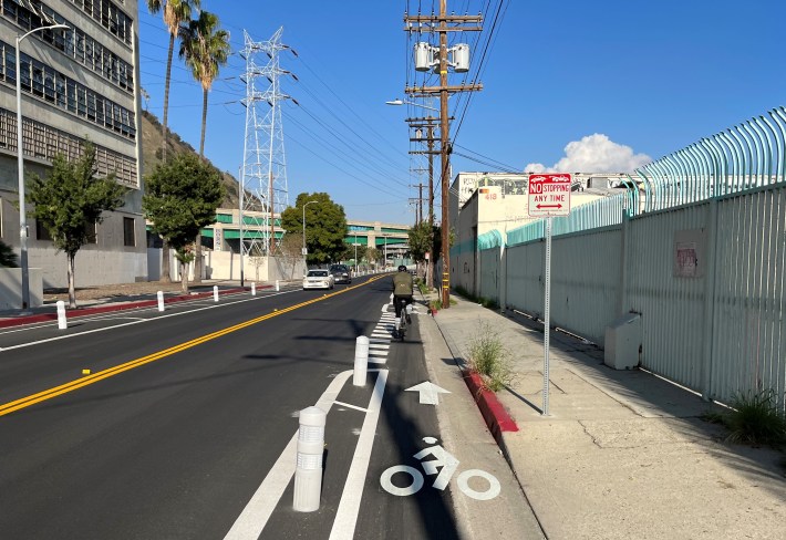 Soft-hit-post protected bike lanes on the resurfaced Avenue 19