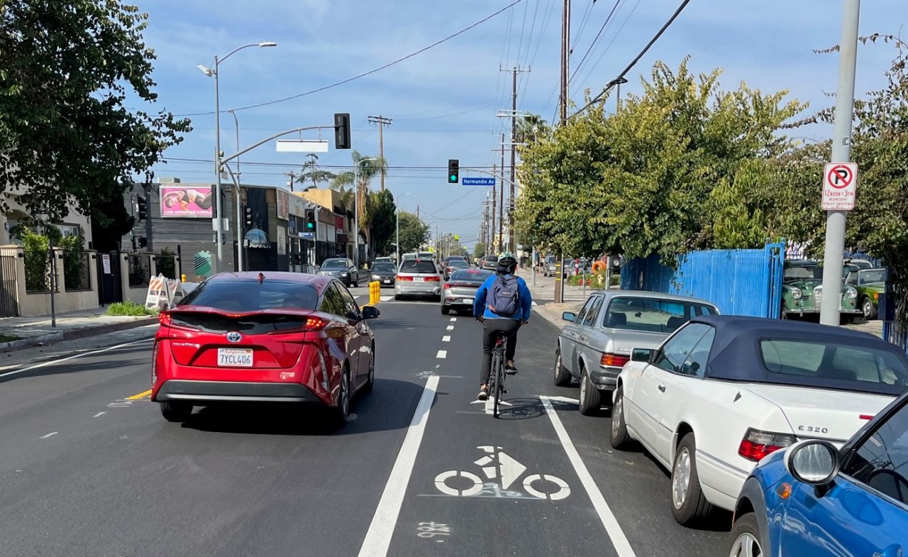 Newly striped westbound bike lane on Fountain Avenue in East Hollywood