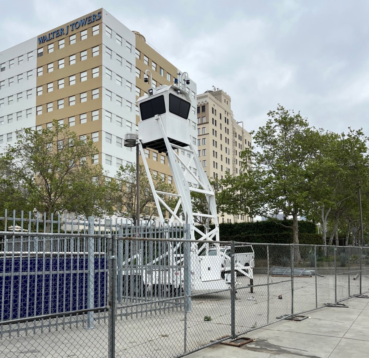 Metro mobile surveilance tower