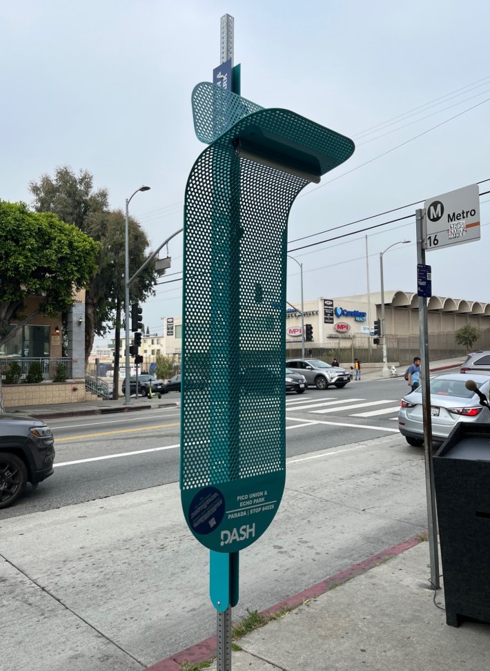 LADOT's La Sombrita bus stop shade/lighting